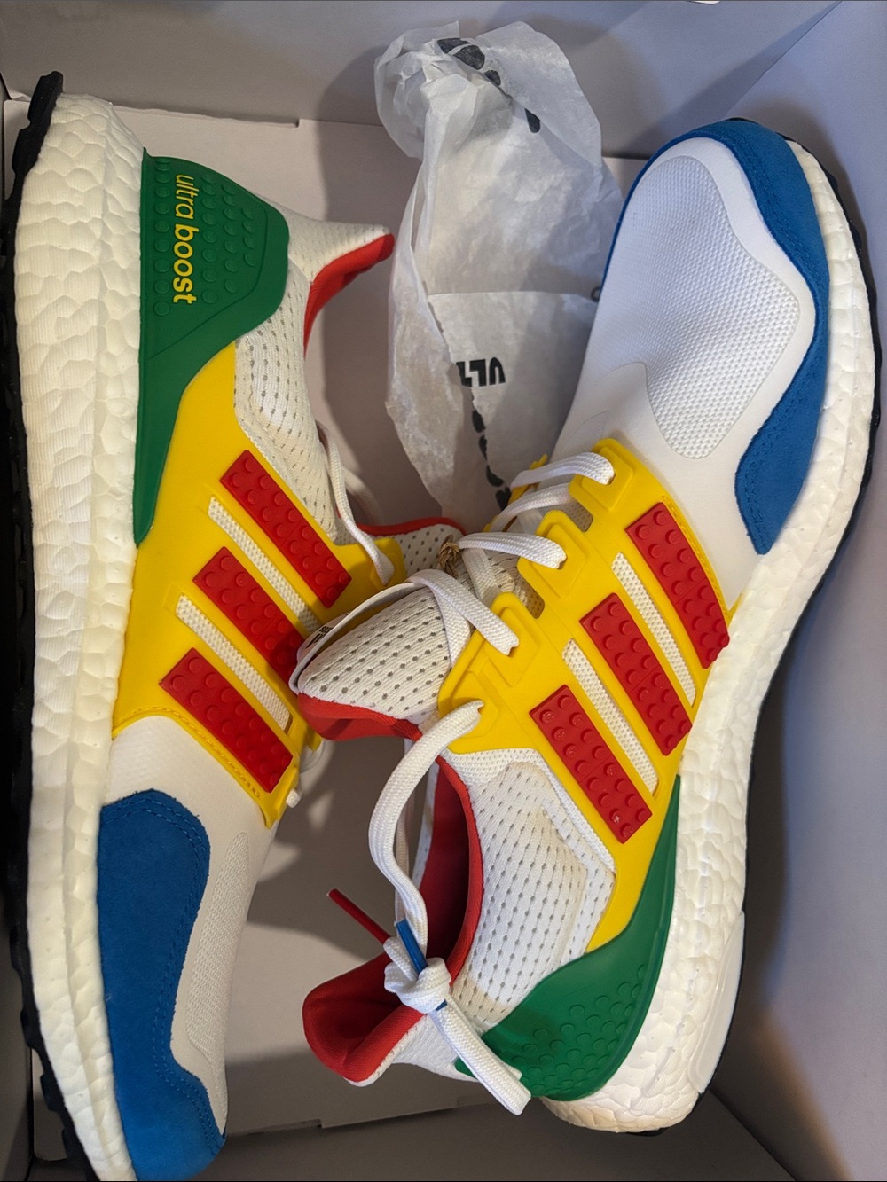 adidas Men’s Ultraboost DNA X Lego Colo Multicolor Sneakers Brand New in Box